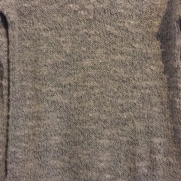 EUC - AEO sweater - Picture 3 of 5